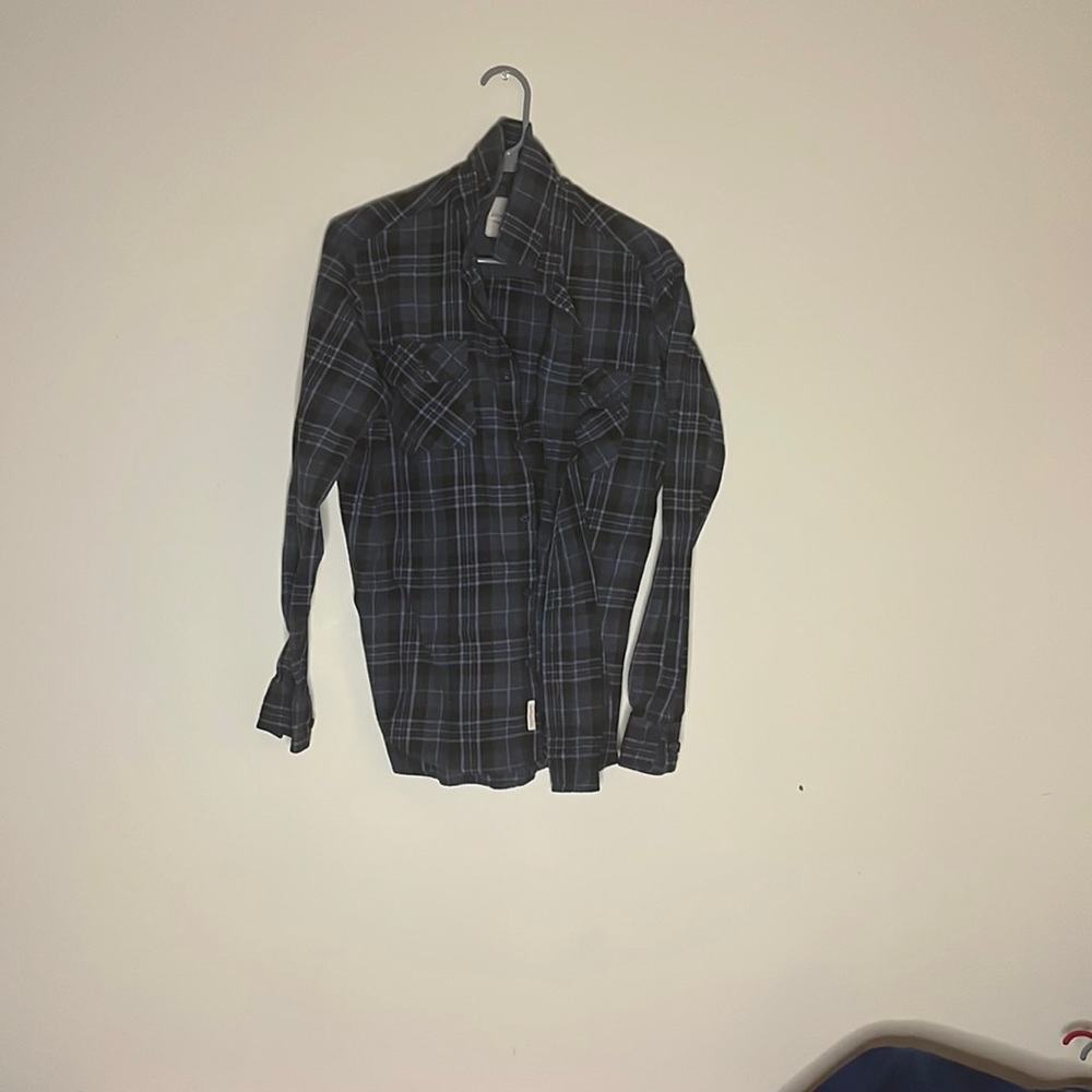 Flannel with 2 pockets in front
